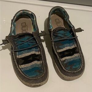 Womens Hey Dide Shoes size 8 with Southwestern Wool hand stitched to the top